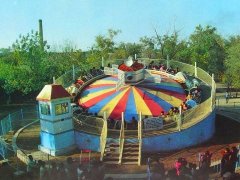 <b>提高警惕！你買的游樂設(shè)備是新的嗎？</b>